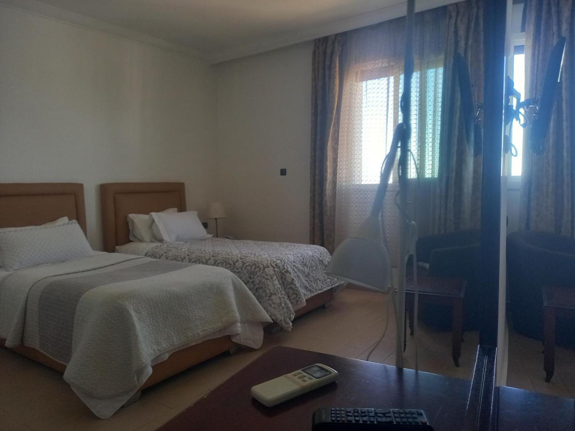 Hotel Salime Al Khozama Ларач Екстер'єр фото